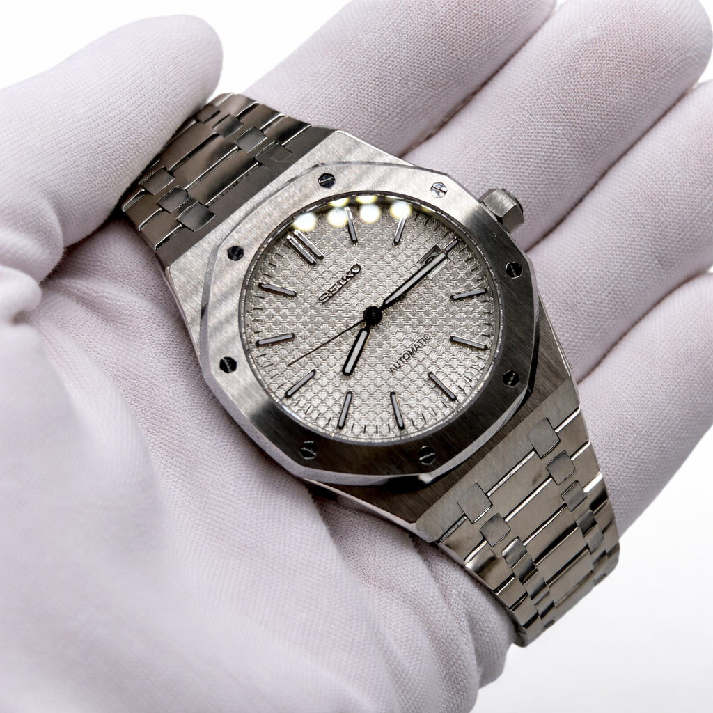 seiko mod, cadran blanc, montre à mouvement étanche, royal oak 